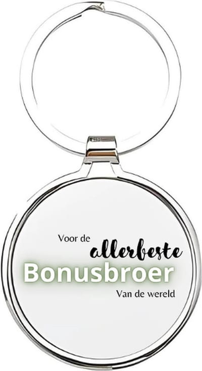 Akyol - voor de allerbeste bonusbroer van de wereld Sleutelhanger - Broer - de leukste bonusbroer - bonusbroer sleutelhanger - broers sleutelhanger - sleutelhanger bonusbroer - familie sleutelhanger - verjaardagscadeautje - broer cadeau - 4 x 7,5 CM