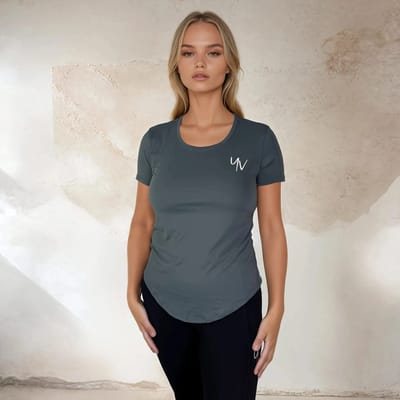 YV SPORT Sportshirt Lissabon - Loose fit - Premium kwaliteit - Ademend - Voert vocht af - Droogt snel - Comfortabel en zacht - Fitness en sport shirt - Sportshirt dames - Donkergroen - Maat S
