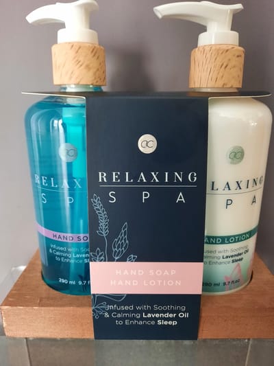relaxing spa - handzeep - handlotion - geschenk set - lavendel - hand verzorging cadeau set- lavendel olie