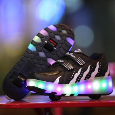 Wegloper Schoenen Mannen en Vrouwen Kinderen Volwassenen Dubbele Rolschaatsen LED Licht Schoenen 34