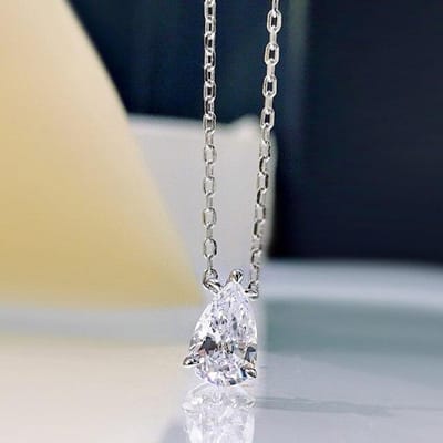Collier avec pendentif simple en argent sterling 925, taille poire, en moissanite synthétique, bijou fin pour un anniversaire 45cm de l’or blanc