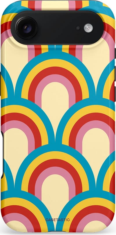 Casetastic hoesje geschikt voor Apple iPhone Air - MagSafe - Dubbellaagse bescherming - Retro regenboog - Fashion Case - Lichtblauw Crème Goud Rood