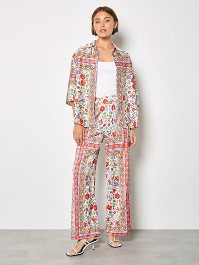 Satijnen broek met wijde pijpen en bloemenprint