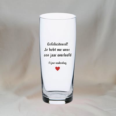 Papa Bierglas – Cadeau voor papa – “Gefeliciteerd Je Hebt Me Weer Een Jaar Overleefd” – Vaderdag Cadeau – Bierglas 19cl