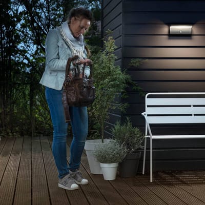 Philips Bustan buitenwandlamp met sensor, LED 9W, antraciet