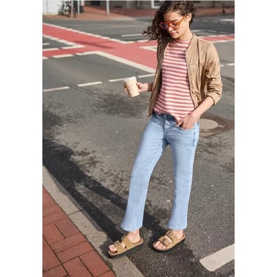 Mid Waist kick flare jeans in een Skinny Fit