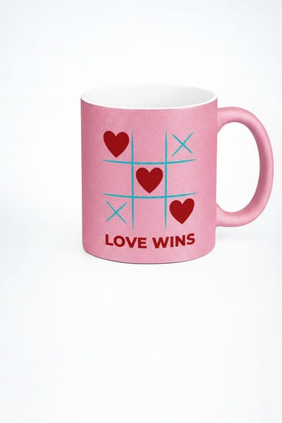 Roze 'Love Wins' Tic Tac Toe Mok met Hartjes | Uniek Valentijn Cadeau