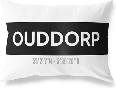 Tuinkussen OUDDORP - ZUID-HOLLAND met coördinaten - Buitenkussen - Bootkussen - Weerbestendig - Jouw Plaats - Studio216 - Modern - Zwart-Wit - 50x30cm