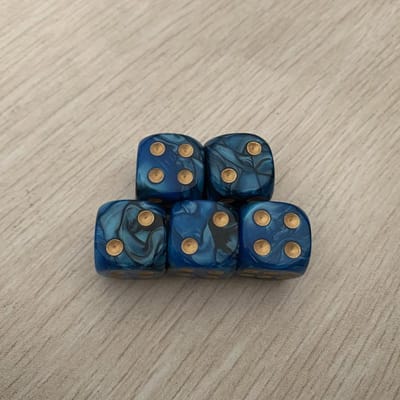 5 pièces Collection Dés Deux Couleurs Puzzle Jeu de Société Accessoire Dés à 6 Faces à Points Jeu Amusant 16mm Idéal pour les Enfants gray