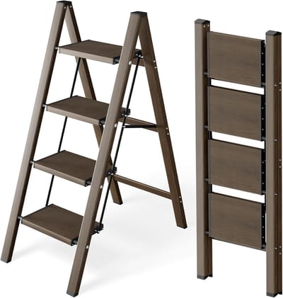 Trapladder 4 Treden - Opstapkruk Aluminium - Veilig Klussen - Antislip Treden - 150 kg Capaciteit - Walnoot Look