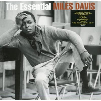 LP Plaat MILES DAVIS - The Essential Miles Davis 88985357741 Legacy 2016 Europa Jazz gray