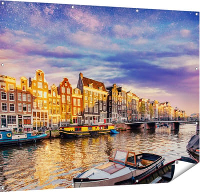Gards Tuinposter Amsterdamse Gracht in de Nacht met Sterren - 150x120 cm - Tuindoek - Tuindecoratie - Wanddecoratie buiten - Tuinschilderij