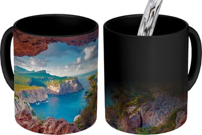 Magische Mok - Foto op Warmte Mokken - Koffiemok - Grot - Natuur - Zee - Landschap - Magic Mok - Beker - 350 ML - Theemok