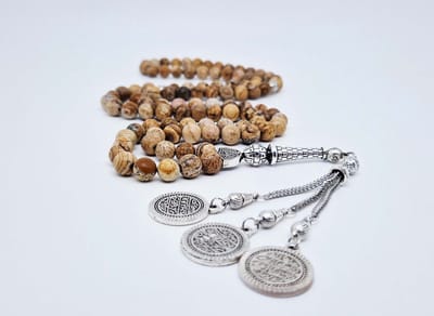 Handgemaakte tesbih "Tasbih" natuursteen "Picture Jasper" - Aantal kralen 99 - Diameter kralen 8MM - met metaal tassel "Qustantinia" - Een mooi cadeau-idee