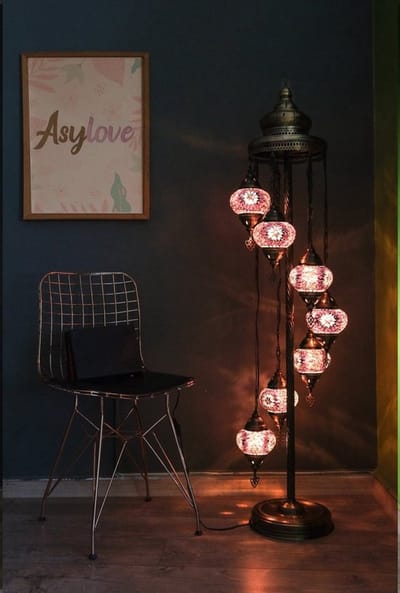 Handmade Turkse lamp - vloerlamp met 7 bollen - mozaïek in warme kleuren - hoogte 160cm - uniek design