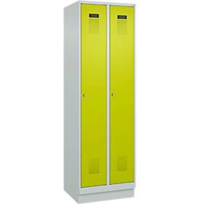 C+P Evolo Plus garderobekast, 2 vakken, 300 mm vakbreedte, met plint, rechts scharnierend, cilinderslot, soft-close, inbraakwerend, B 600 x D 500 x H 1950 mm, lichtgrijs RAL 7035/kleedgroen RAL 1108060
