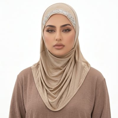 Kaki dames hijab hoofddoek met strass detail en plissé rand – zachte comfortabele hijab voor dagelijks gebruik
