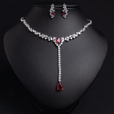 Dames Lichte Luxe Design Elegante Kwast Waterdruppel Ketting Oorbellen Set Modieuze En Veelzijdige Niche Design Gevoel Set black