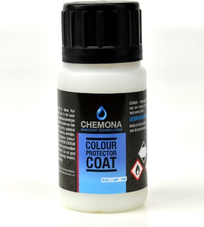 Chemona Colour Protector Coat 1 liter Geschikt voor harde plastic ondergronden, rubbers en aluminium - water en vuil afwerend - UV filter - Milieuvriendelijk & biologisch afbreekbaar - Autolakken en rubberboten