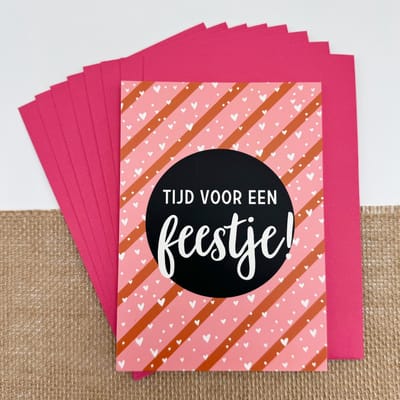 Uitnodigingen kinderfeestje streepjes hartjes incl enveloppen - verjaardag meisje - uitnodigingskaarten - 8 stuks