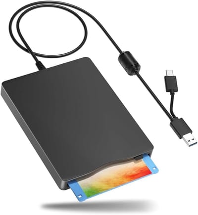 Externe Floppy Drive - 3.5 Inch Lezer - Oude Data Lezen - USB Type-C Connectie - 19x17x4 cm - Zwart