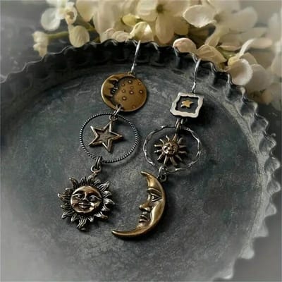 Asymmetrische Zon Maan Hanger Oorbellen, Creatief Ontwerp voor Vrouwen, Gepersonaliseerde Sieraden Cadeaus voor Feesten black