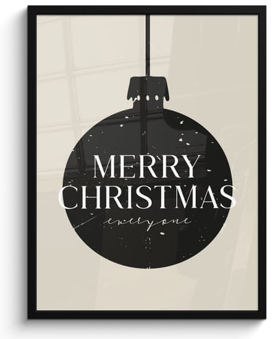 Poster in lijst - Fotolijst 50x70 cm - Posters - Kerstballen - Japandi - Christmas - Zwarte kerstballen - Posterlijst zwart - Decoratie - Wanddecoratie woonkamer - Muurdecoratie slaapkamer - Kerstversiering - Kerstdecoratie voor binnen - Kerstmis