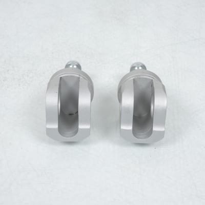 Paire chape repose pied avant Lightech pour moto Kawasaki 1000 Z 2010 à 2017 FTP004SIL Neuf