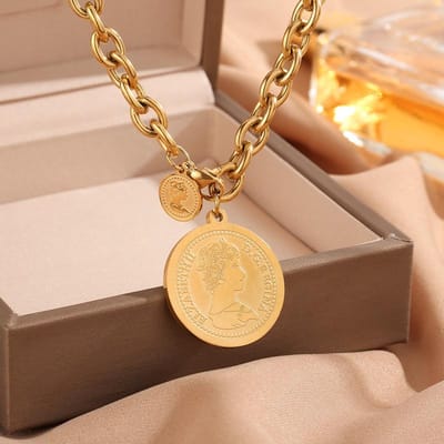 Effen Kleur Roestvrij Stalen Hanger Kettingen voor Vrouwen Zomer Mode Metalen Accessoire Sieraden Hanger Ketting beige