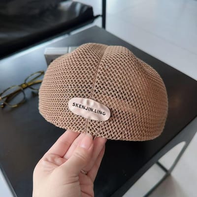 Lente en Herfst Retro Elegante Mode Baret Vrouwelijk Temperament Toont Gezicht Kleine Hepburn Stijl Baseballpet Voorwaarts Pet en Schilderspet gray