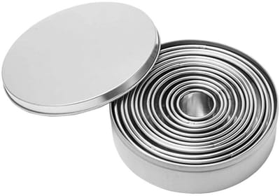 Dailygoods- Uitsteekvormpjes 12-delig - Ronde Koekjessnijders - Roestvrij Staal - Taartdecoratie - Bakgereedschap met Opbergdoos - Duurzaam en Hoogwaardige Kwaliteit - Koekjesvormpjes