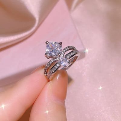 Modieuze en trendy diamanten ringen, hoogwaardige AAA zirkonia verlovingsringen voor vrouwen, klassieke dubbellaagse ringen. No. 10