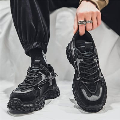 Herenschoenen voor de zomer Nieuwe veelzijdige trendy mesh trendy schoenen voor heren Ademende hardloop sportschoenen Dikke zool Daddy schoenen 44 gray