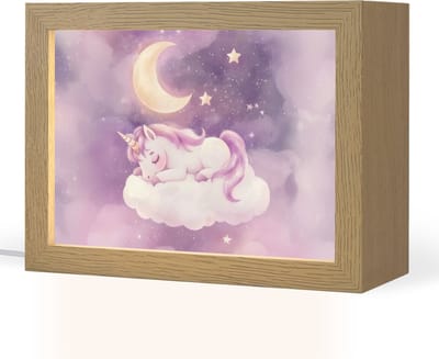 Nachtlampje 20x15 cm - Kinder lampje - Eenhoorn - Paars - Sterrenhemel - Maan - Tafellamp kinderkamer - Slaapkamer lamp - Bedlamp kinderen - Kinderlampje stopcontact - Wandlamp babykamer - Nachtlampjes