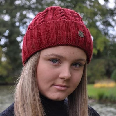 Hats&Co beanie voor hem en haar - kleur bordeaux rood