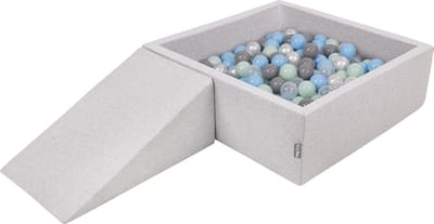 KiddyMoon Ballenbak voor kinderen 90x30cm Vierkant met Wig - 200 Ballen ∅7cm - Foam speelset - Speelgoed baby schuim - Ballenbad baby foam - Kunststof ballen - Schuimvulling - Lichtgrijs: Parel Grijs Transparant Babyblauw Munt