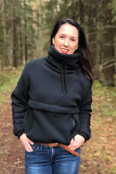 REVIVE Outdoor Fleece Sweater MAJA, Forest Green, maat M, voorzien van 3 ruime zakken (afsluitbaar met rits)