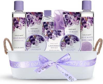 Body & Earth - Lavendel Sensation - XL Wellness Verwenpakket in Cadeaumand - Geschenkset Vrouwen - Wellness bath - Verjaardag Cadeau Vrouw, Moeder, Mama, Zus, Vriendin, Oma, Juf - Cadeaupakket voor haar - Cadeautje voor haar