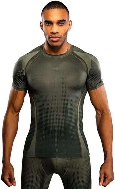 Venum Stealth Rashguard Korte Mouw Khaki/Donkergroen – Compressieshirt voor MMA, Kickboksen & Muay Thai - S