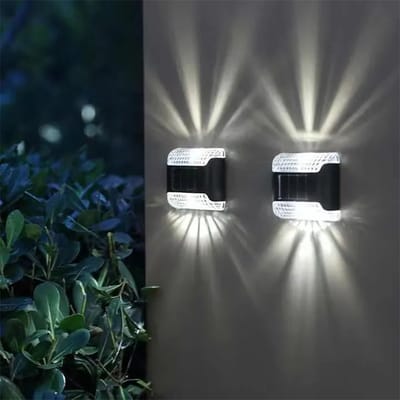 Solar Buitenlamp - Tuinverlichting op Zonne-energie - Wandlamp - 2 LED's - 8 x 6,5cm - IP65 - Wit - 2 Stuks
