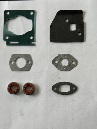 Pakkingset ( 7 Delig ) Passend op Stihl HS81 OEM 4237 007 1000 Merk BPC Parts