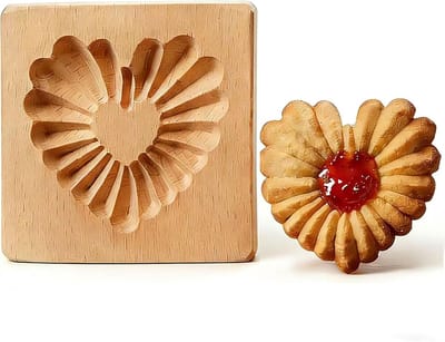 VHV - Koekjesstempel - Koekjesvorm - Houten bakvorm - Biscuit vorm - Gegraveerd - Hout - Voor bakken en keuken - Hartvormig ontwerp -Houtkleur