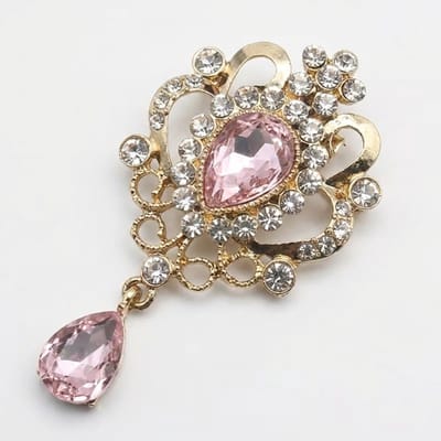 Vintage Geïnspireerde Broche met Afneembare Strass & Multicolor Edelstenen – Lichtroze