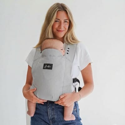 ROOKIE Baby Premium draagzak - Design buikdrager - Comfortabel en ergonomisch - Babydrager vanaf Geboorte - Ook voor Peuter - Biologisch katoen - Super zacht - Unisex: voor mama en papa (Grijs)