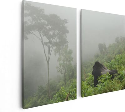 Artaza Canvas Schilderij Tweeluik Gorilla in het Woud tijdens de Mist - 80x60 - Foto Op Canvas - Canvas Print