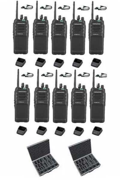 Set van 12 Kenwood TK-3701D IP55 Portofoon met D-shape oortje tafellader en koffer
