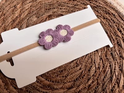 Baby haarband Rosie paars - Baby haaraccessoires - Baby meisjes haarbandjes - Newborn haarbandjes -Baby Haarbandje - Kinderhaarband - babykleding - baby haarband - baby meisje - meisjes - baby kleding - hoofdband baby - haarband
