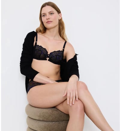Damesbeha met kant Triumph Gardenia Florale W