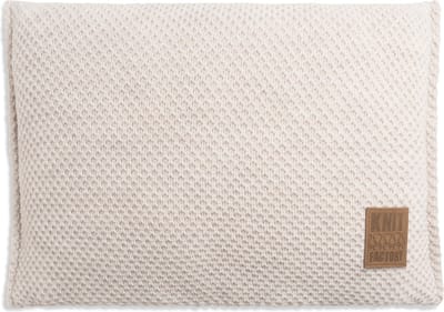 Knit Factory Lynn Sierkussen - Rechthoekig kussen - Kussen woonkamer - Bank kussen - Decoratie kussen - Beige - 60x40 cm - Kussenhoes inclusief kussenvulling