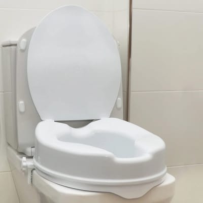 Toiletbrilverhoger voor volwassenen - 10 cm hoogte - Orthopedische wc-bril met veiligheidsbeugels en universele aansluiting